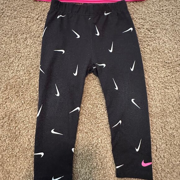 Nike Girls Outfit - Size 18 Months - Picture 3 of 4